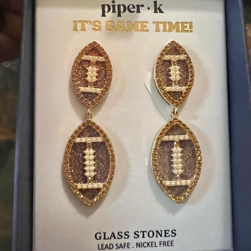 NIB Piper K Gold and Brown Glass Stone Earrings - Picture 2 of 5